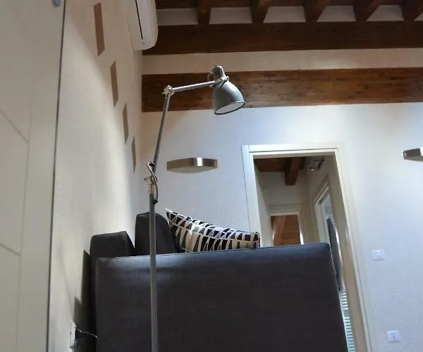 דירה Downtown In